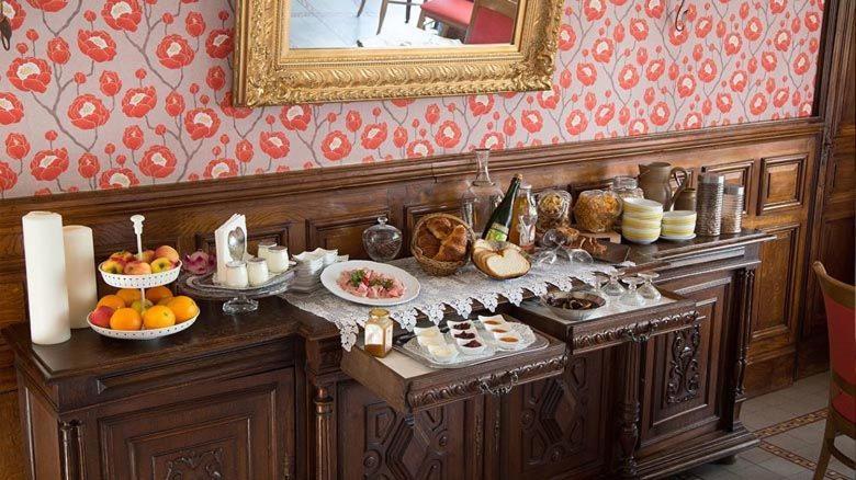 Logis Hotel De France Restaurant Grill Domfront  Εξωτερικό φωτογραφία